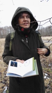 Ulla knoppar Kristinas bild