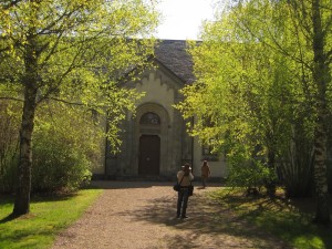 Kyrkan Erikas bild skir grönska